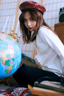 美女叼嗨